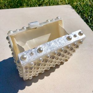 NWT Pearl Box Bag
